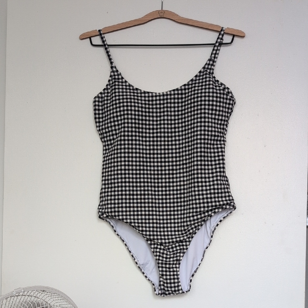 The Amalfi Coast By Andie Swim